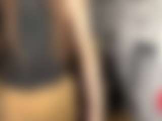 Live cam show with TuReins - Gray Eyes on StripNow
