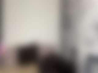 Live cam show with TuReins - Yoga on StripNow