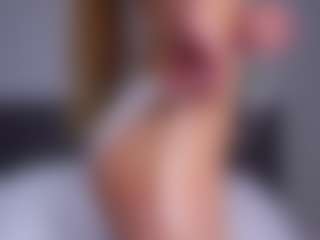 AdelePectol's Live Sex Cam Show