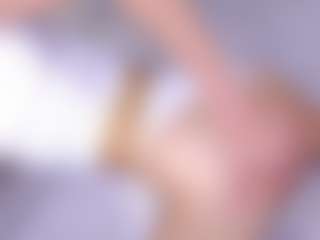 Live cam show with AdelePectol - Oil on Dare Cams