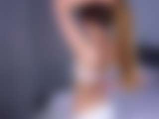 AdelePectol's Live Sex Cam Show