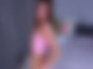 Live cam show with AdelePectol - Petite on sexylive.show