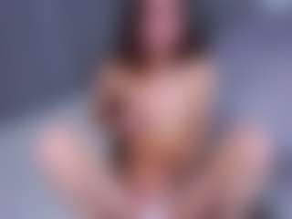 AdelePectol's Live Sex Cam Show