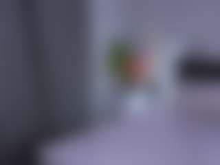 Live cam show with AdelePectol - Thin on Milfs Live