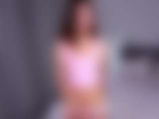 AdelePectol's Live Sex Cam Show
