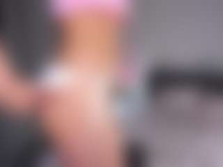 Pokaz na żywo z AdelePectol - Strip Asian na Camsoda