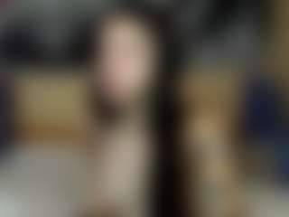 Live cam show with Finelia - Nipple Piercings on CamClone