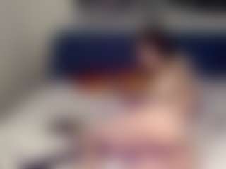 Finelia's Live Sex Cam Show