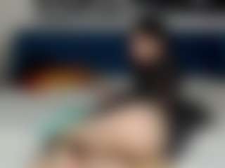 Finelia's Live Sex Cam Show
