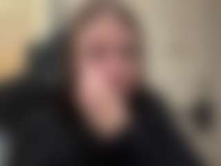 Live-Cam-Show mit Asti - Creampie auf Camsoda
