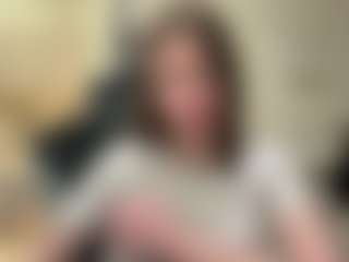 Live cam show with Asti - Facial on sexylive.show