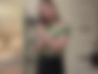 Live cam show with Asti - Granny on xDating