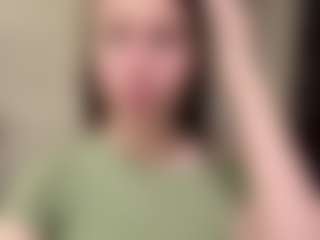 Live cam show with Asti - Teen (18+) on xDating