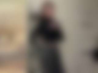 Live cam show with Asti - Skinny on xxxlivecams.org