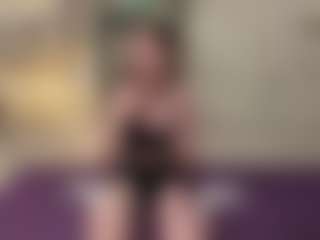 Asti's Live Sex Cam Show