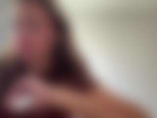 Live cam show with Kamila - Mature on AdultVida.com