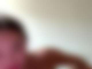 Live cam show with Kamila - Middle Aged on Camsoda