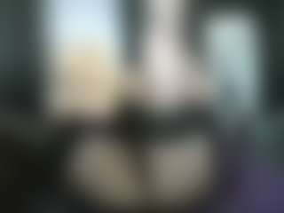 VixenKitten999's Live Sex Cam Show