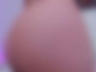 Live cam show with Alessia-Kat - Cum In Pussy on AdultVida.com