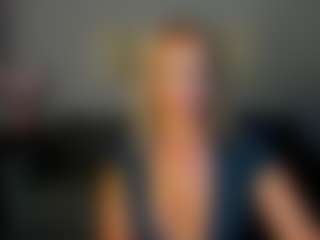 AlisaAllisen's Live Sex Cam Show