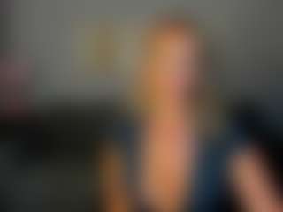 Live cam show with AlisaAllisen - Middle Aged on Camsoda