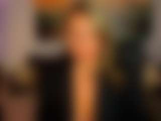 Live cam show with AlisaAllisen - Blonde Hair Middle Aged on Fling VIP Chat
