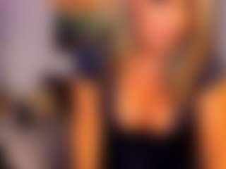AlisaAllisen's Live Sex Cam Show