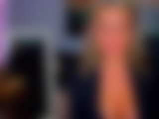 Live cam show with AlisaAllisen - Blonde Hair Middle Aged on Camiplay Live