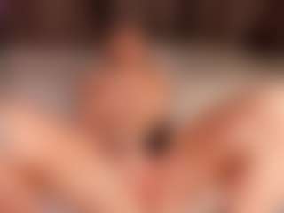 AmmyMoore's Live Sex Cam Show