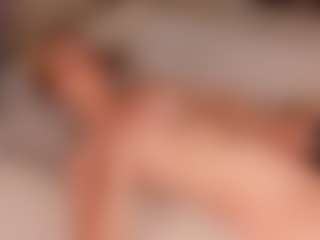 AmmyMoore's Live Sex Cam Show
