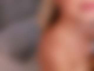 AmmyMoore's Live Sex Cam Show
