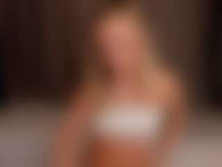 AmmyMoore's Live Sex Cam Show