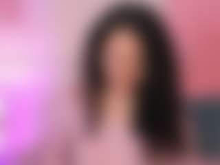 Live cam show with Arhii-khay - Ebony Petite on Dolls Live