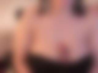 Live cam show with Barbara-foox - Double Penetration on madthumbs