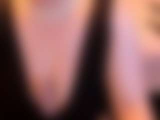 Live cam show with Barbara-foox - Striptease MILF on Camsoda
