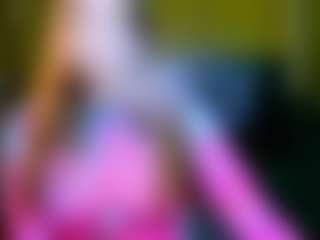 Live cam show with DariaAngels - Bra on luckytryst.com