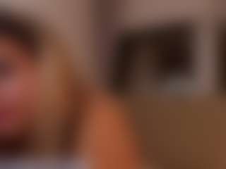 Live cam show with Florence-Ford - Body Massage on SmokeAndPoke