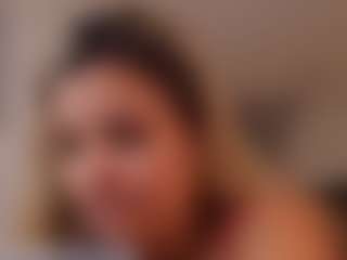 Live cam show with Florence-Ford - Body Massage on Camversity