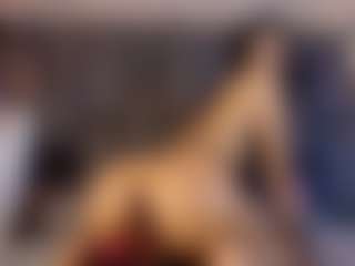 Lana-Slim's Live Sex Cam Show