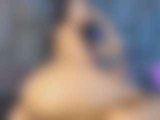 Live cam show with Lana-Slim - Double Penetration on CamClone