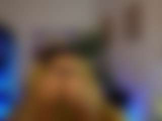 Live cam show with LunaGrace18 - Erotic Dance on madthumbs