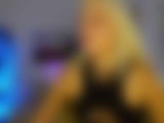 Live cam show with LunaGrace18 - Blue Eyes on slutload