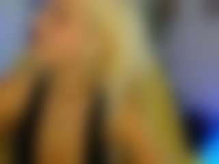 Live cam show with LunaGrace18 - Blonde Hair on Camsoda