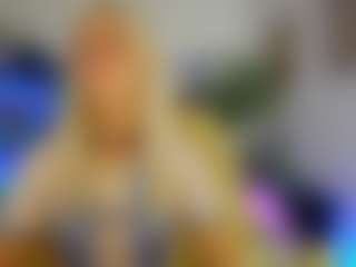 Live cam show with LunaGrace18 - Blue Eyes on CamwithHer