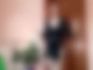 Live cam show with MariettaMaddock - Office on CamwithHer