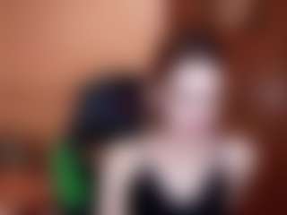 Live cam show with MariettaMaddock - Cute on Dolls Live
