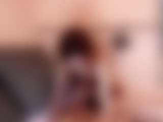 Live cam show with MariettaMaddock - Public Red Hair on Camiplay Live
