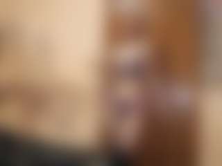Live cam show with MariettaMaddock - Bi Sexual on live18s.com