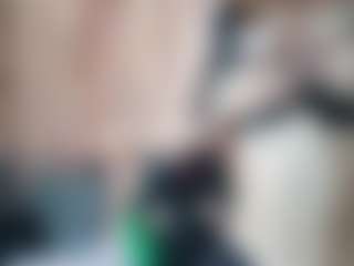 Live cam show with MariettaMaddock - Teasing on CamSextacy