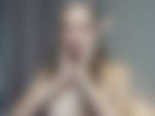 Live cam show with MyeshaSoulia - Brown Hair on Dolls Live